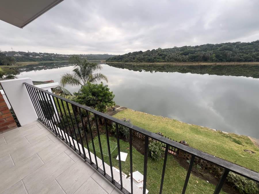 2 Bedroom Property for Sale in Bonza Bay Eastern Cape